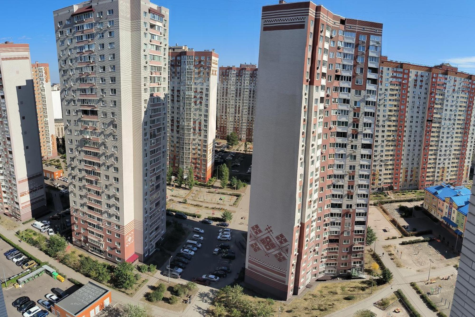 Apartment Near Metro Pozniaky เคียฟ ภายนอก รูปภาพ